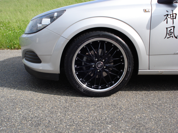 Astra Barracuda Voltec T6 18 Zoll Opel Astra