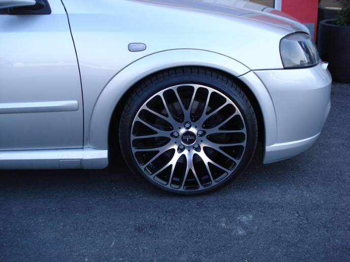 Astra Barracuda Voltec T6 18 Zoll Opel Astra